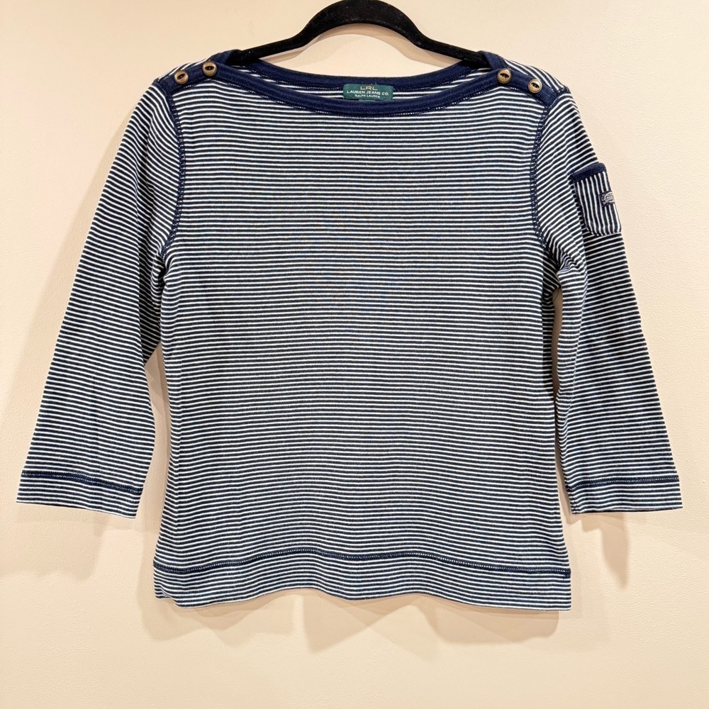 🔥Ralph Lauren Women’s Striped Navy and White Top Sz M🔥